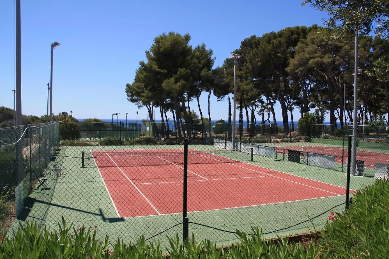Apartment Studio Merbleuesoleil Classe 3 Etoiles 4 Pers Bord De Mer Bandol